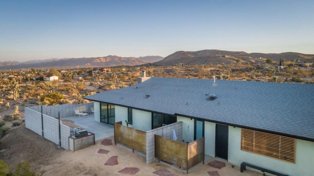 Yucca Hut - Design Forward Oasis Near Joshua Tree Villa Bagian luar foto