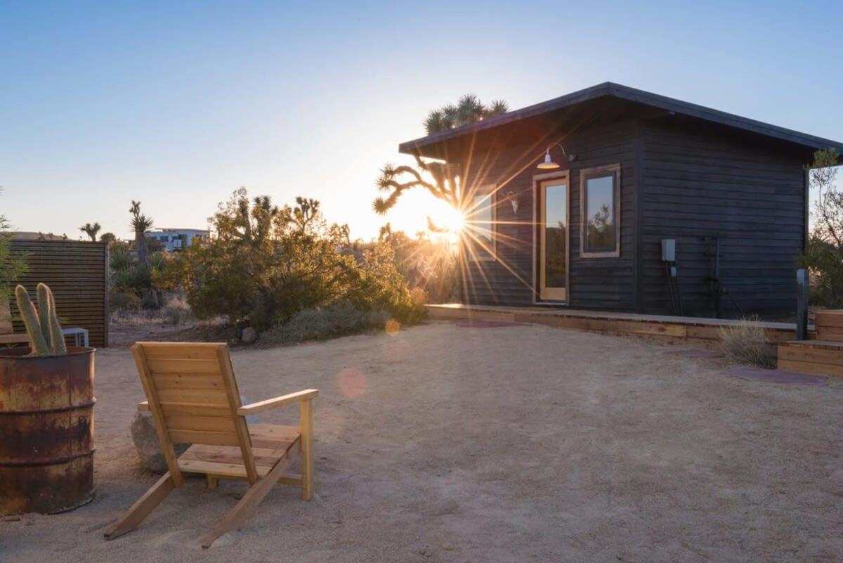 Yucca Hut - Design Forward Oasis Near Joshua Tree Villa Bagian luar foto